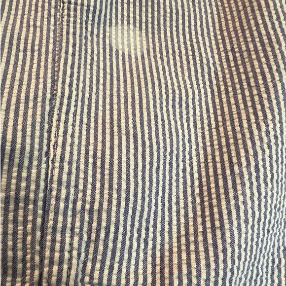 Eddie Bauer Mens Blue and White Striped Seersucker Short Sleeve Shirt Size M - Picture 6 of 6